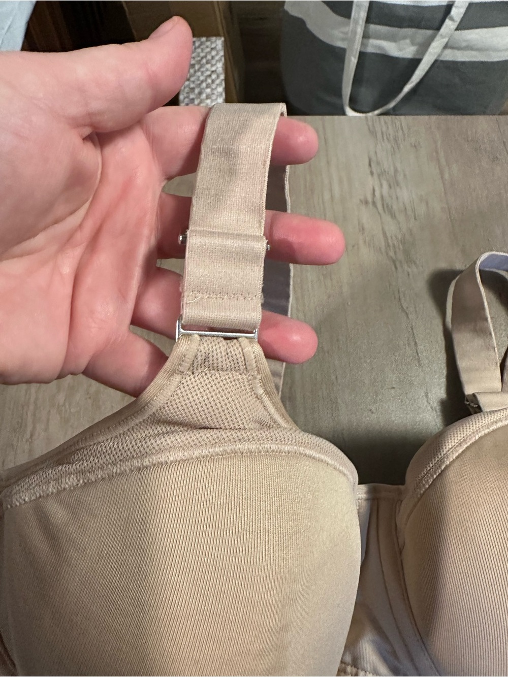 Playtex Nude Underwire Bra 2XL - Picture 2 of 4